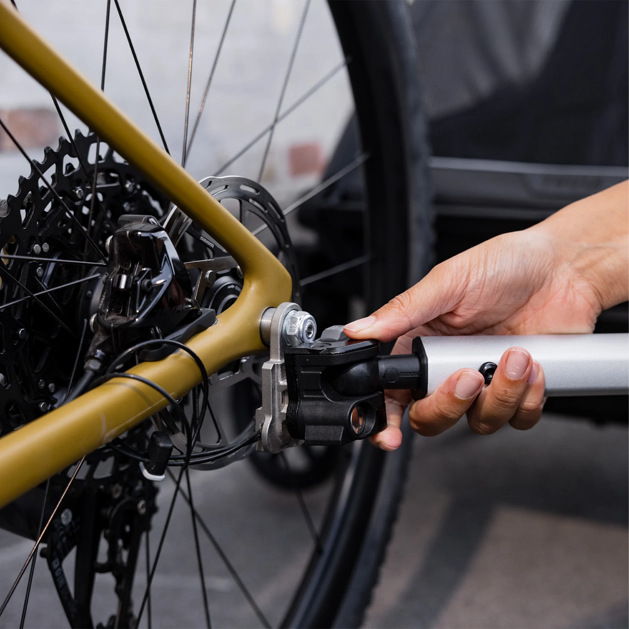 Thumb 4